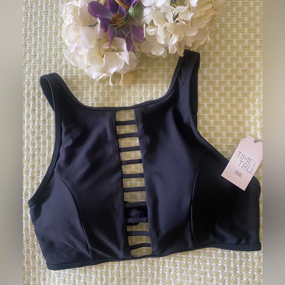 🌸Time & True Women’s Top🌸